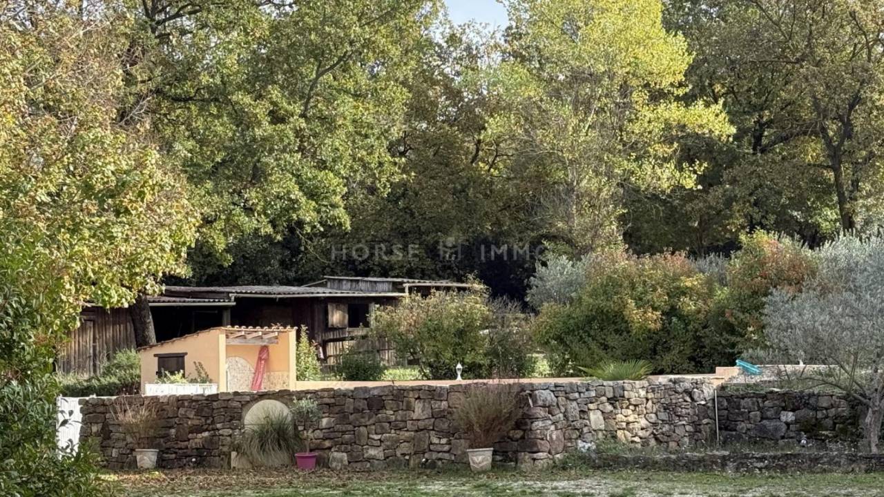 Hippisch vastgoed Koop Var