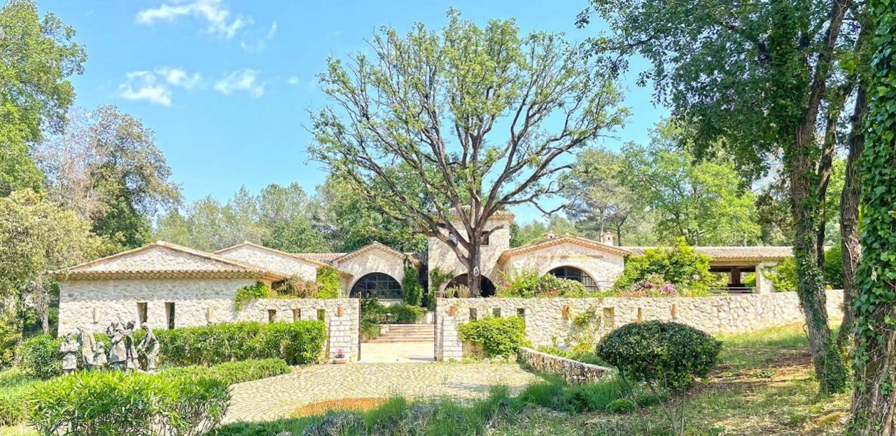 Stoeterij Koop Alpes-Maritimes