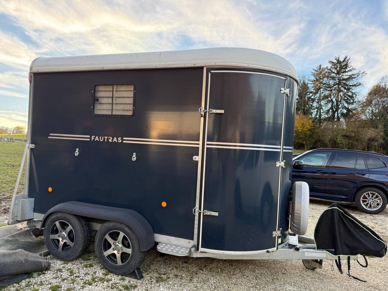 Paardentrailers Fautras Oblic +2 2 Paarden 2023 Tweedehands
