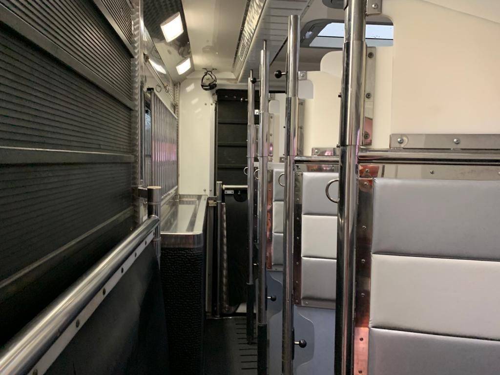 Zware paardenvrachtwagen (groot rijbewijs) Scania SCANIA 0 Tweedehands