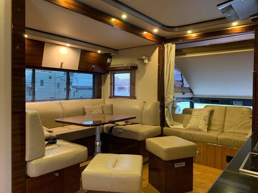 Zware paardenvrachtwagen (groot rijbewijs) Scania SCANIA 0 Tweedehands