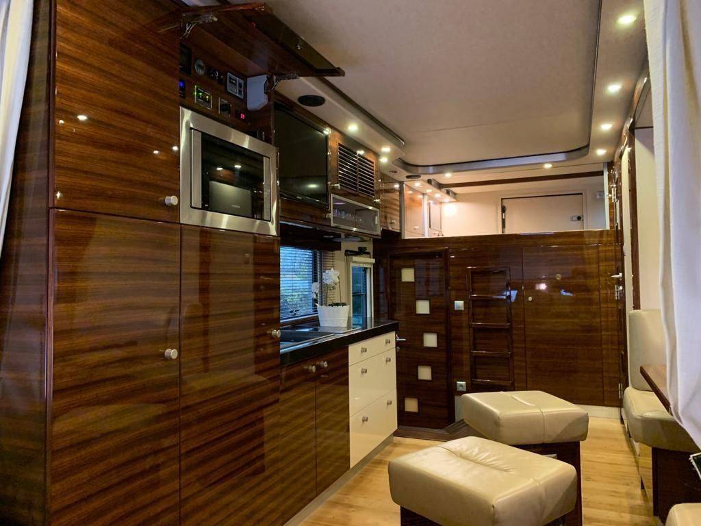 Zware paardenvrachtwagen (groot rijbewijs) Scania SCANIA 0 Tweedehands