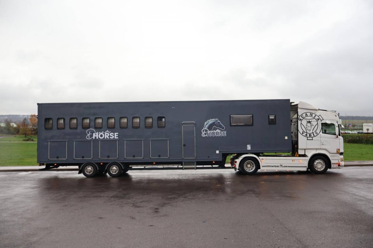 Paardentruck Scania SEMIE REMORQUE 10 PLACES 2021 Tweedehands