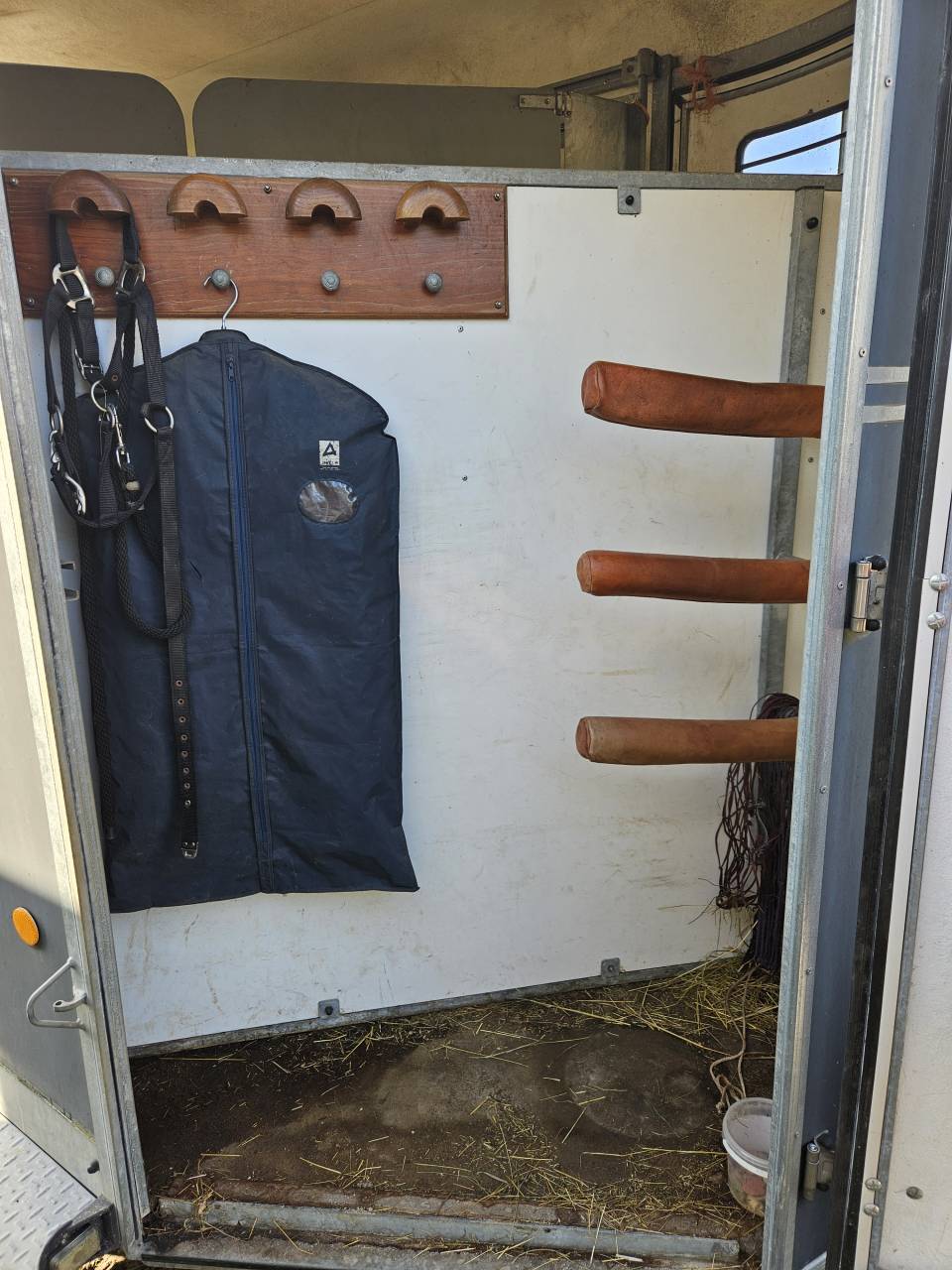 Paardentrailers Fautras 3 places oblic Série limité Antares 3 Paarden 2010 Tweedehands