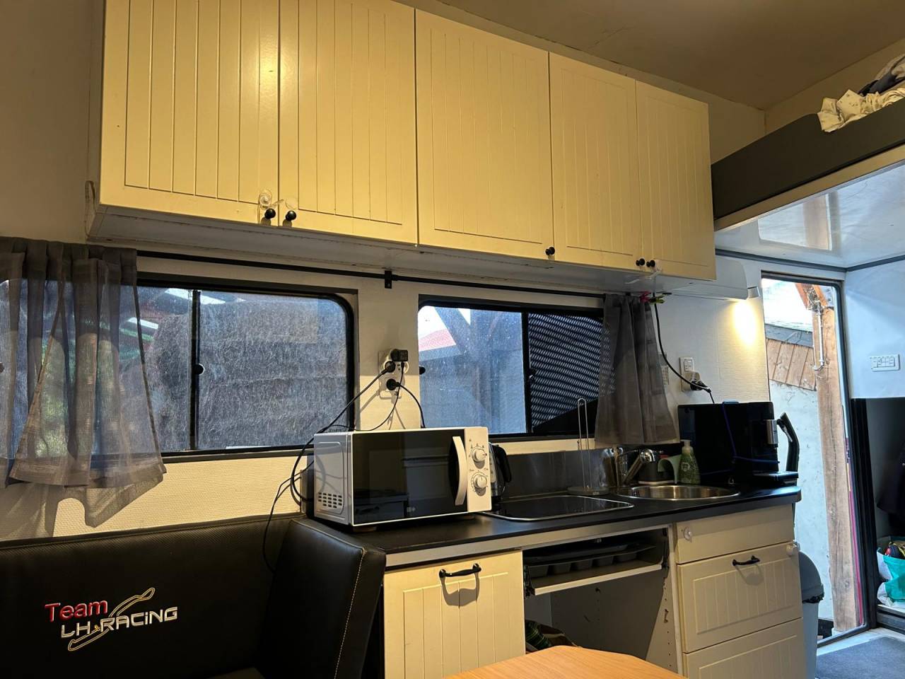 Zware paardenvrachtwagen (groot rijbewijs) Renault Midlum 2005 Tweedehands