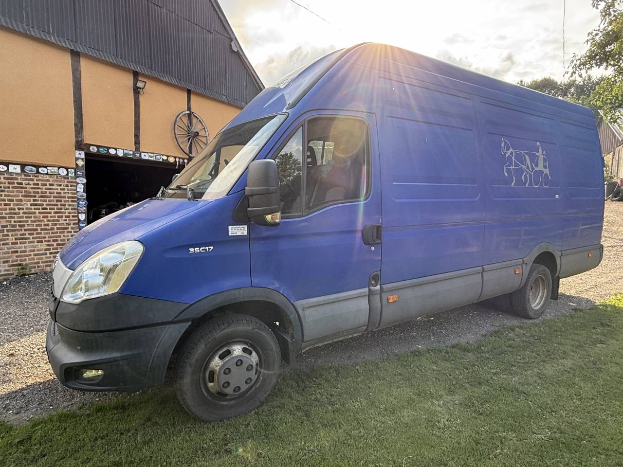 Kleine paardenvrachtwagen (B rijbewijs) Iveco DAILY 2012 Tweedehands