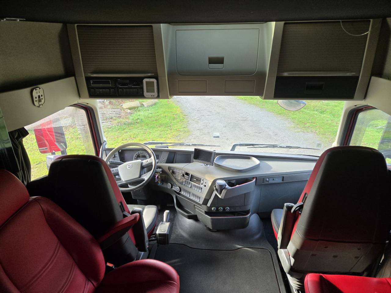 Zware paardenvrachtwagen (groot rijbewijs) Volvo FH 460CH EURO6 2017 Tweedehands