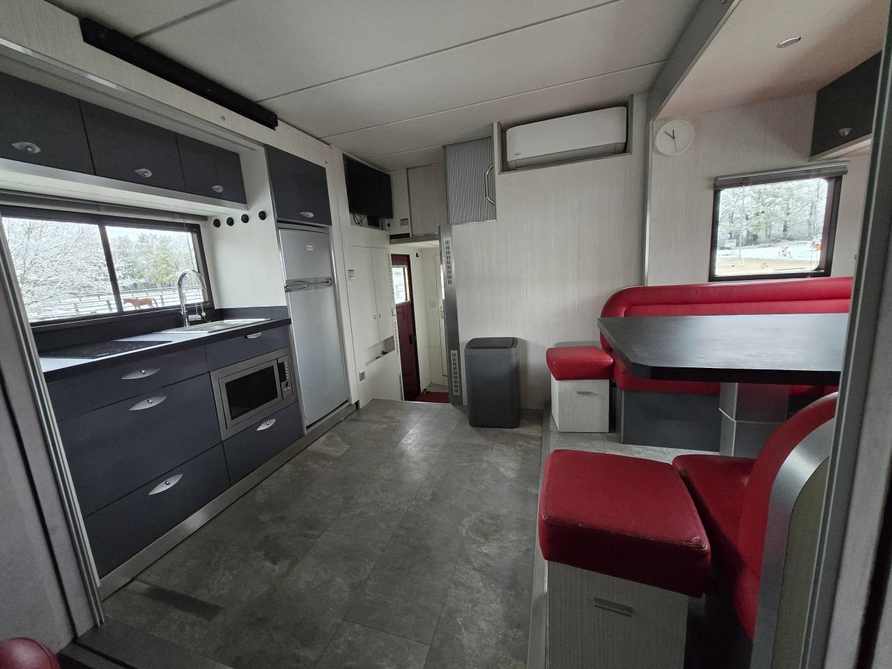 Zware paardenvrachtwagen (groot rijbewijs) Volvo FH 460CH EURO6 2017 Tweedehands