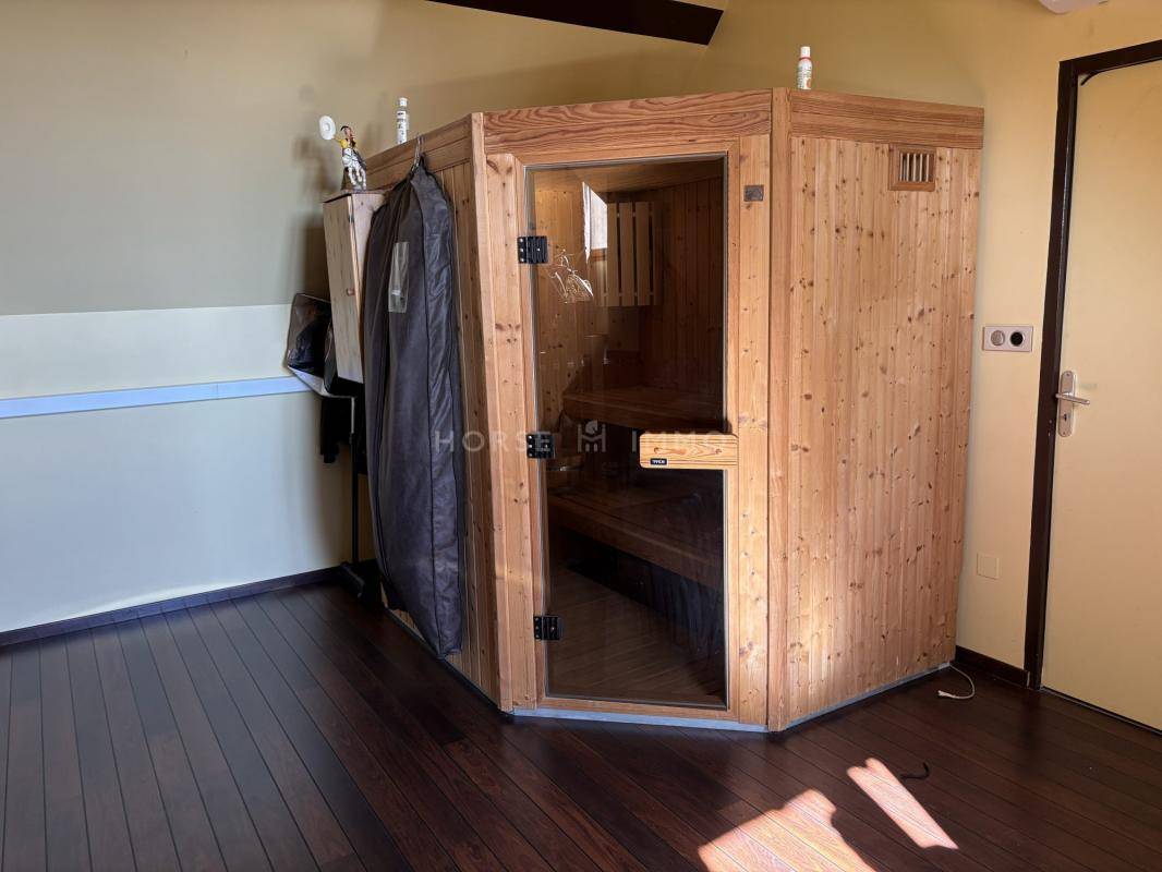 Hippisch vastgoed Koop Orne