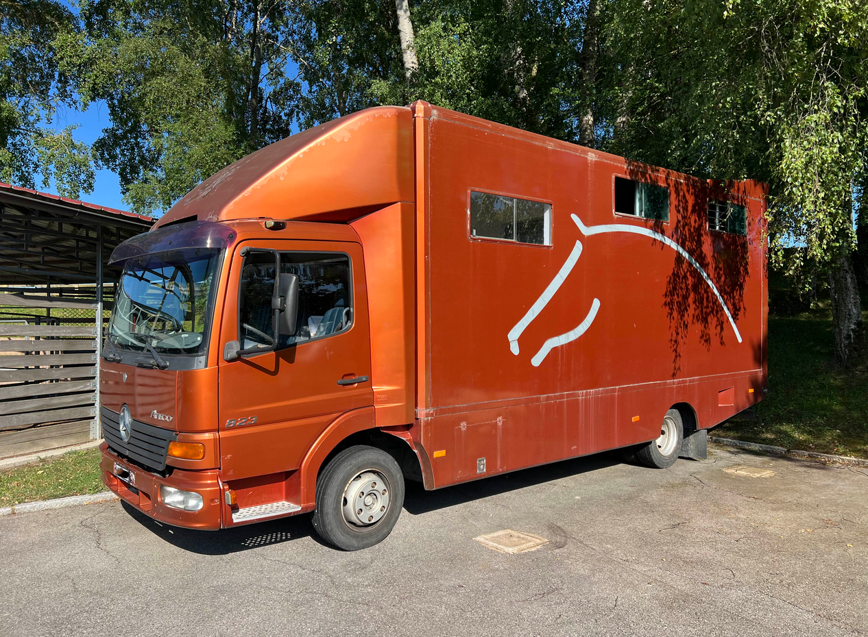 Zware paardenvrachtwagen (groot rijbewijs) Mercedes Mercedes Atego  1998 Tweedehands