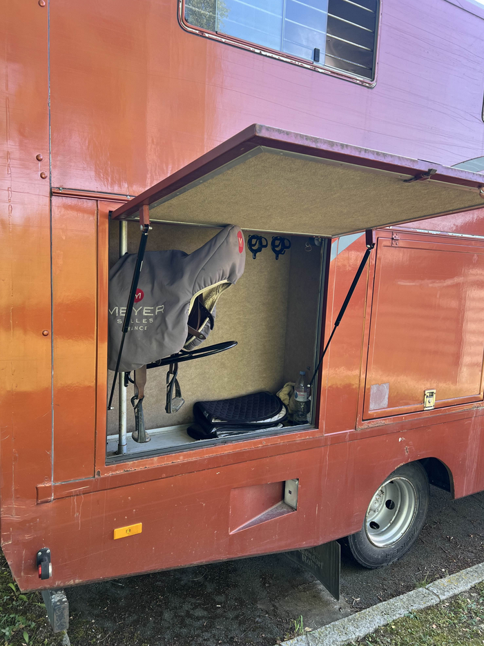 Zware paardenvrachtwagen (groot rijbewijs) Mercedes Mercedes Atego  1998 Tweedehands