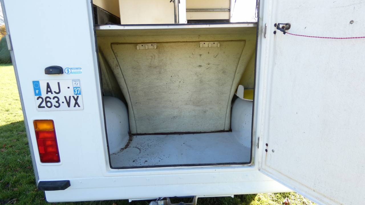 Paardentrailers Fautras transport de chevaux 2 Paarden 2008 Tweedehands