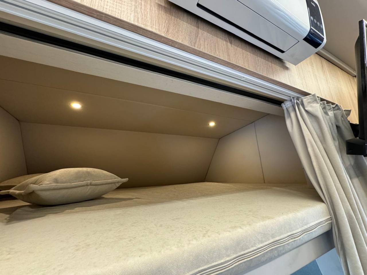 Zware paardenvrachtwagen (groot rijbewijs) Daf CONCEPTPGO 7  2013 Tweedehands