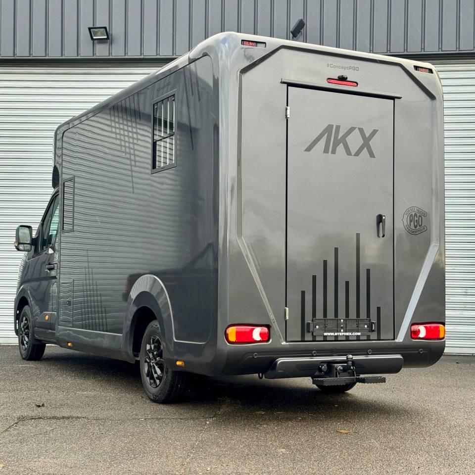 Kleine paardenvrachtwagen (B rijbewijs) AKX Akx5 2025 Nieuw