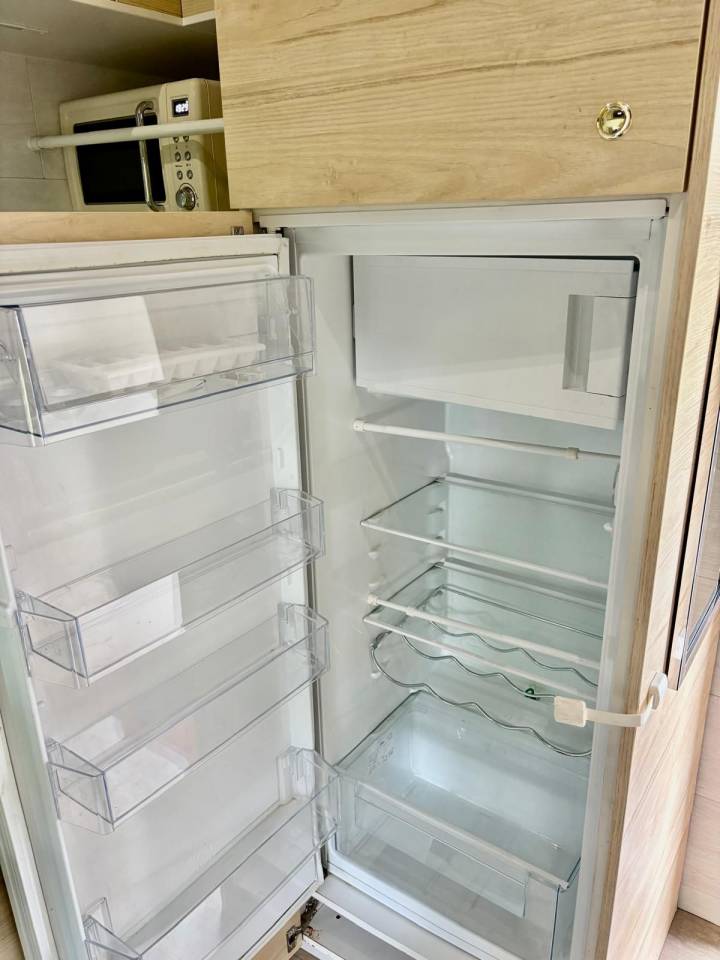 Zware paardenvrachtwagen (groot rijbewijs) Iveco  IVECO 280 hp 2001 Tweedehands