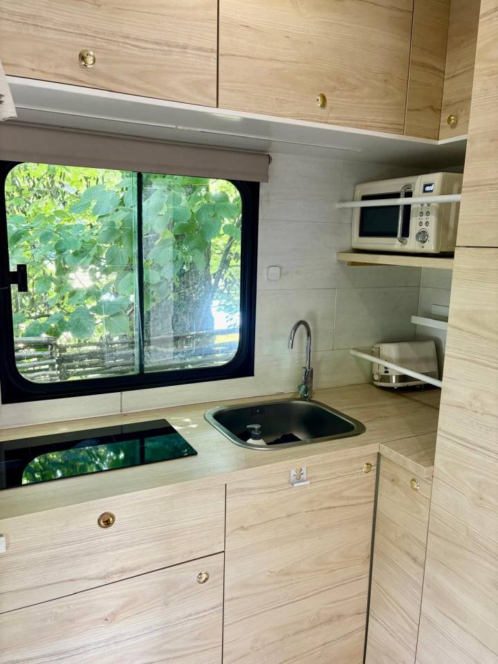 Zware paardenvrachtwagen (groot rijbewijs) Iveco  IVECO 280 hp 2001 Tweedehands