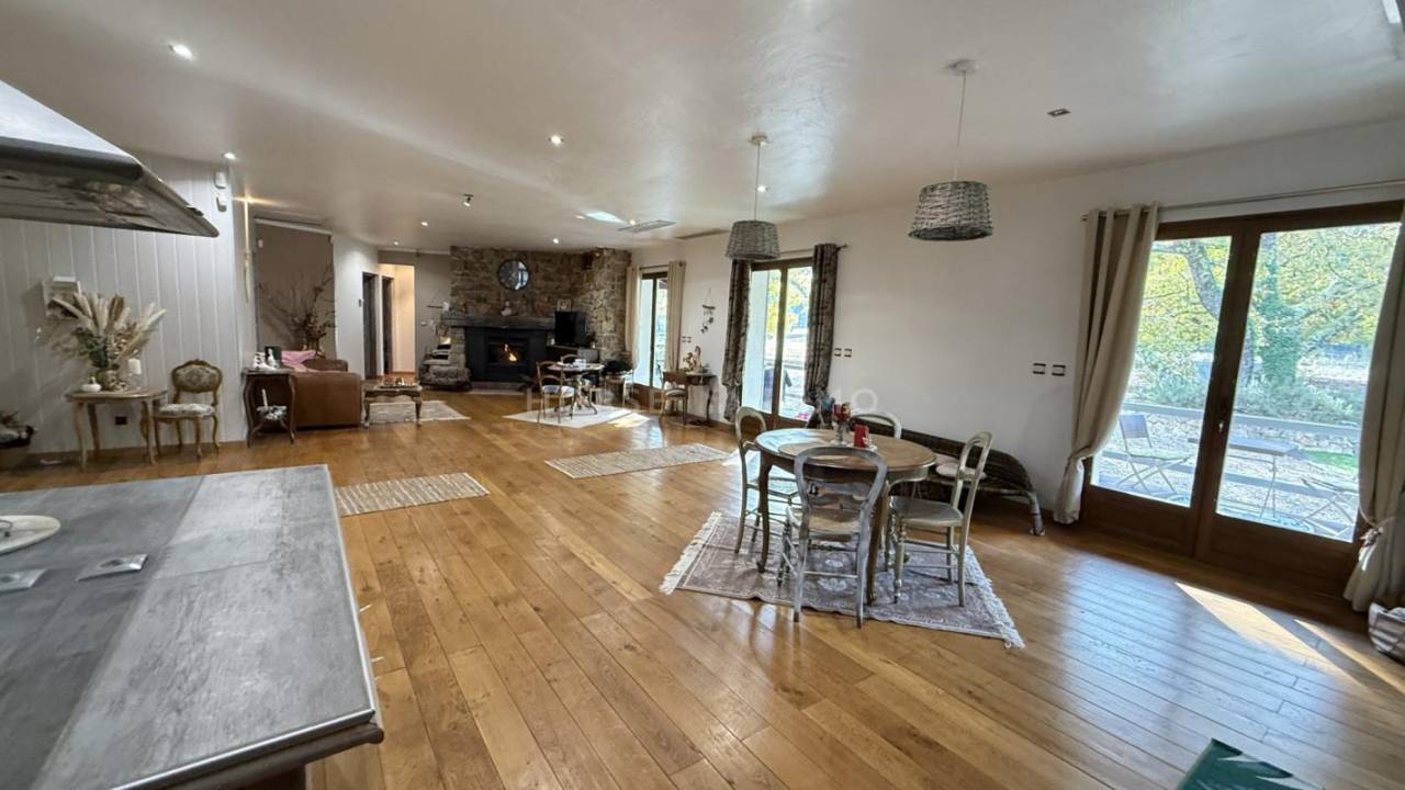 Hippisch vastgoed Koop Var