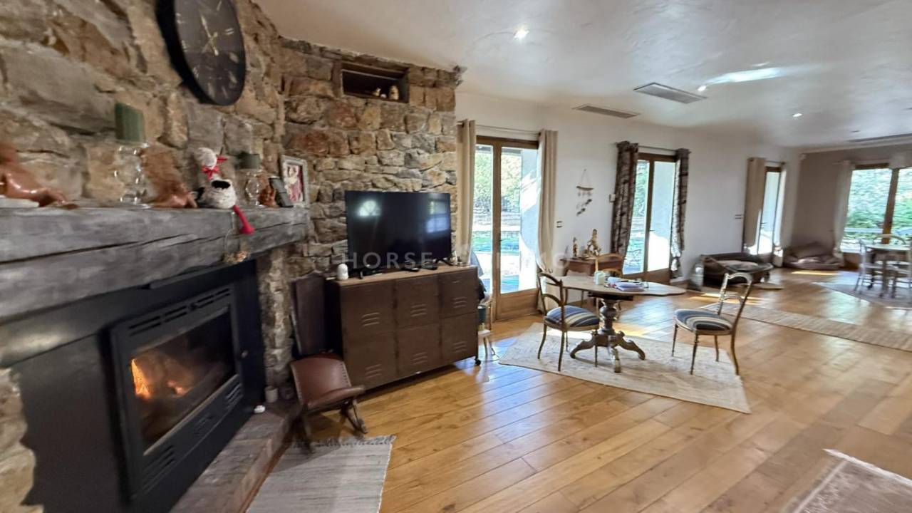 Hippisch vastgoed Koop Var