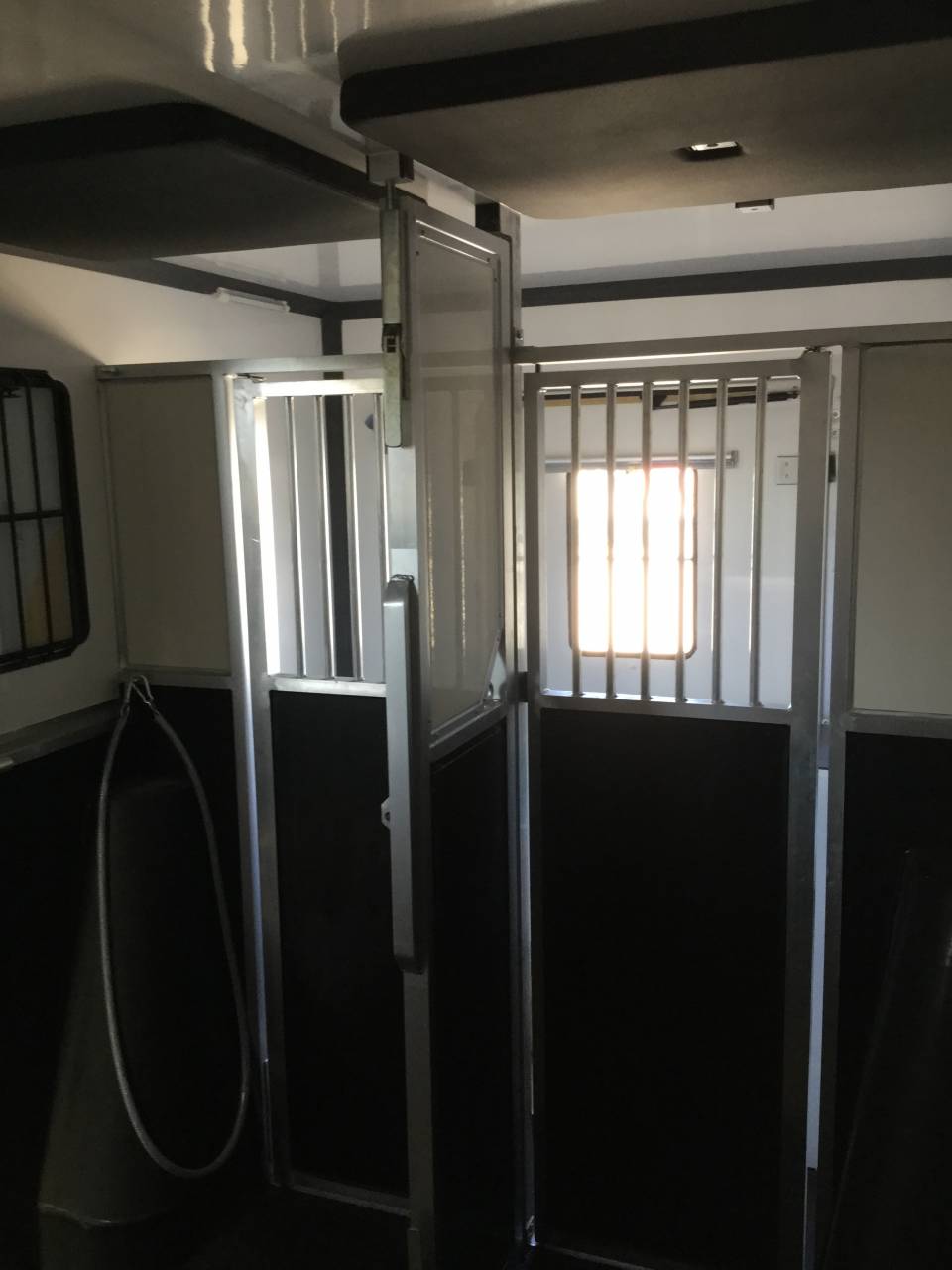 Kleine paardenvrachtwagen (B rijbewijs) Renault Master 2016 Tweedehands