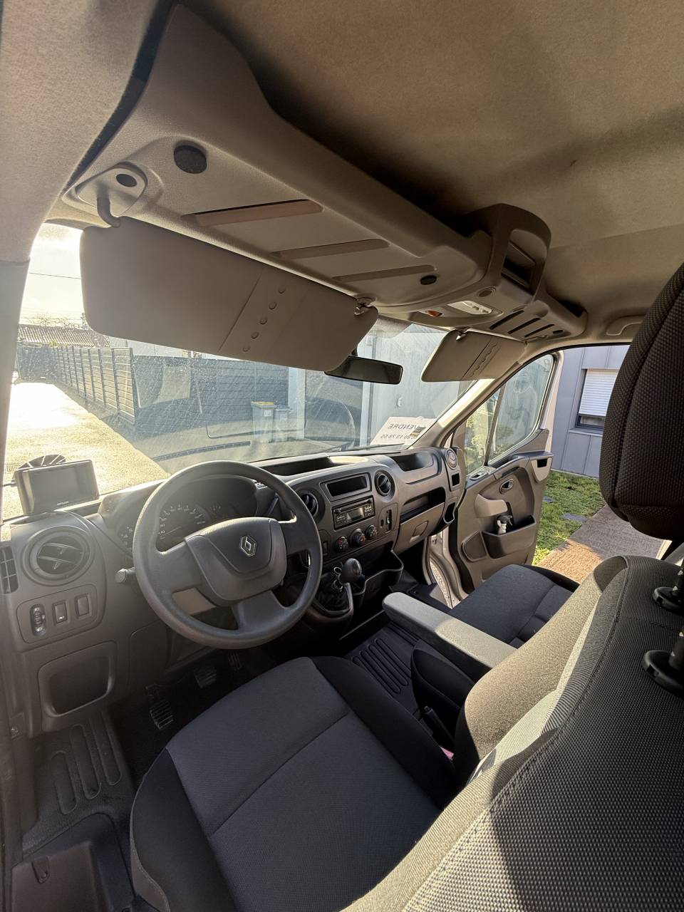 Kleine paardenvrachtwagen (B rijbewijs) Renault LESLY HORSE 2018 Tweedehands