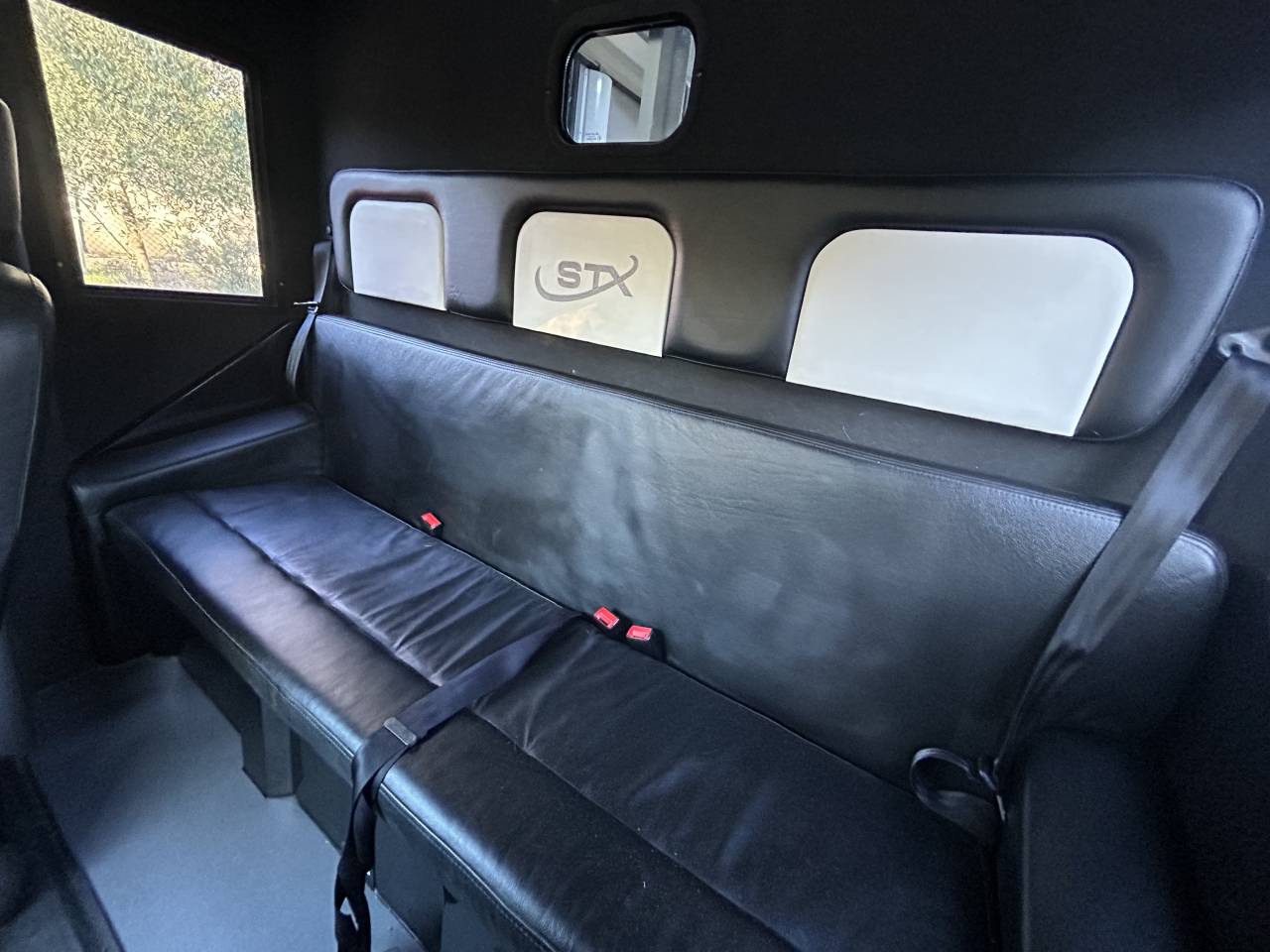 Paardentrailers STX MOVANO 2 Paarden 2017 Tweedehands