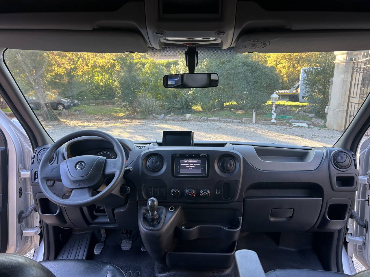 Paardentrailers STX MOVANO 2 Paarden 2017 Tweedehands