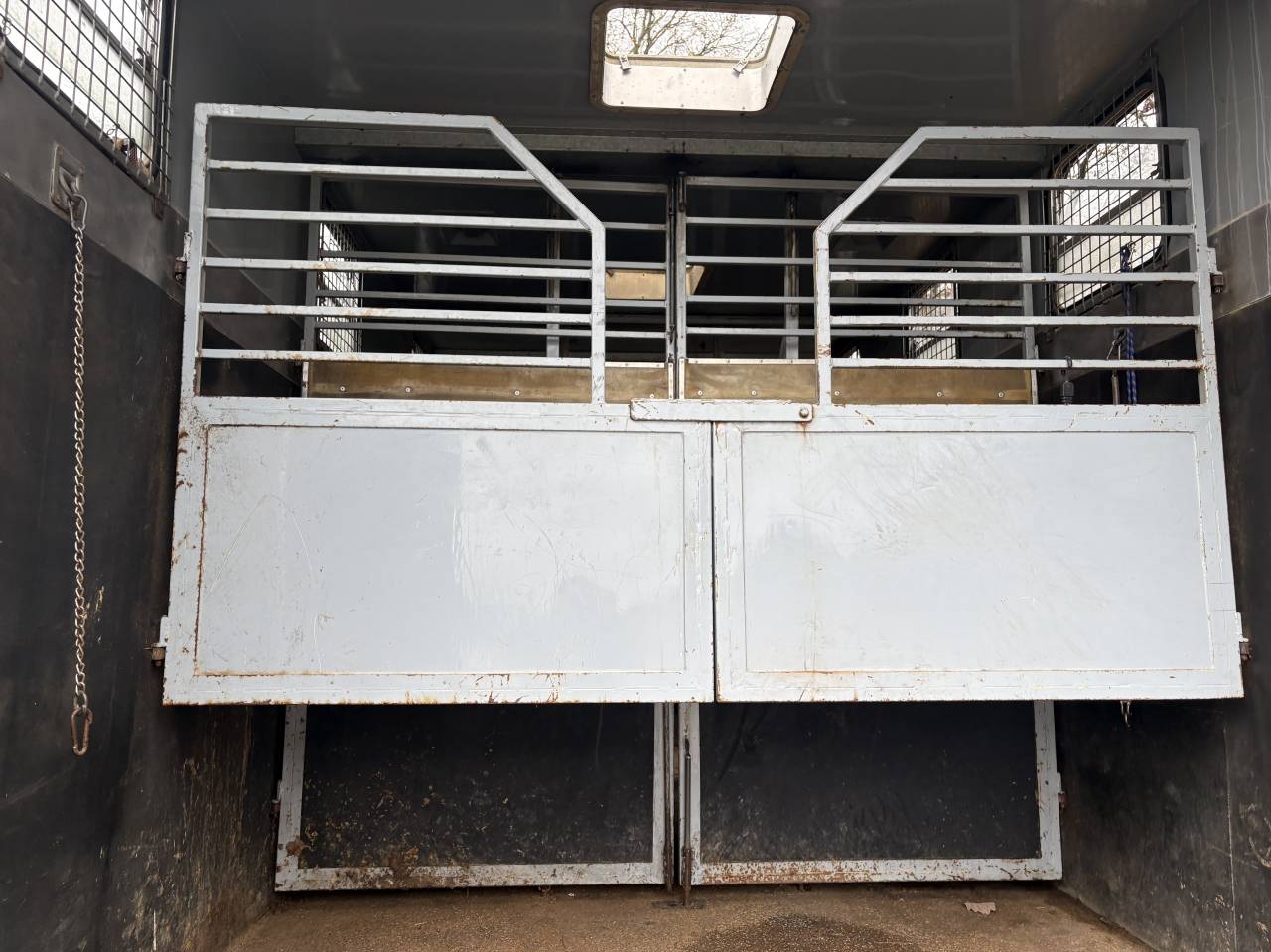 Zware paardenvrachtwagen (groot rijbewijs) Renault Mildium 1985 Tweedehands