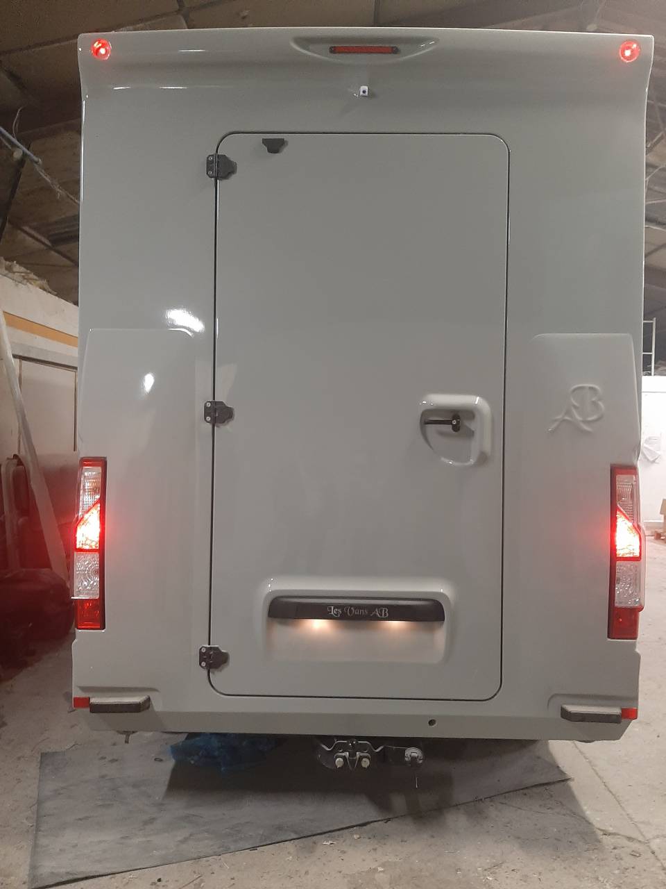 Kleine paardenvrachtwagen (B rijbewijs) Renault Master 2020 Tweedehands