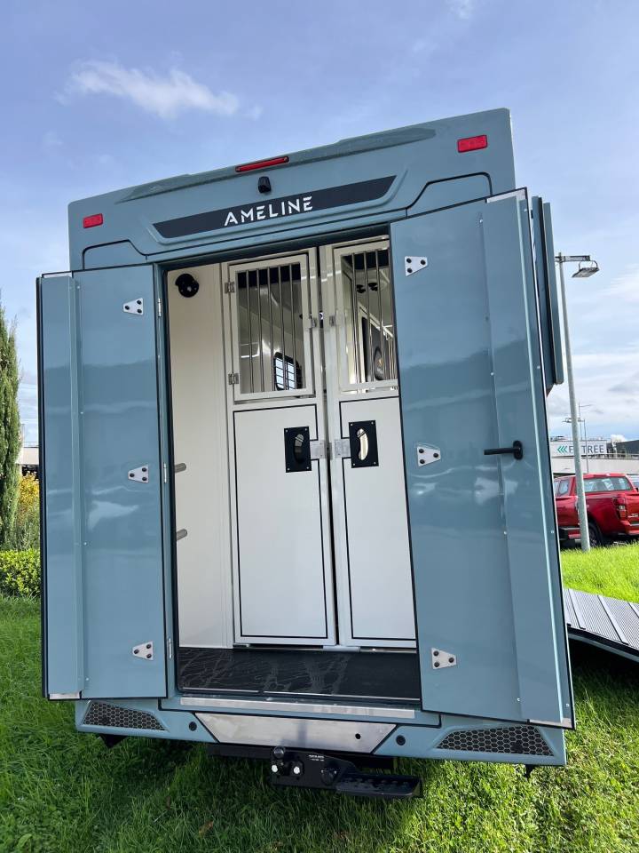 Kleine paardenvrachtwagen (B rijbewijs) Ameline HARAS  2025 Nieuw