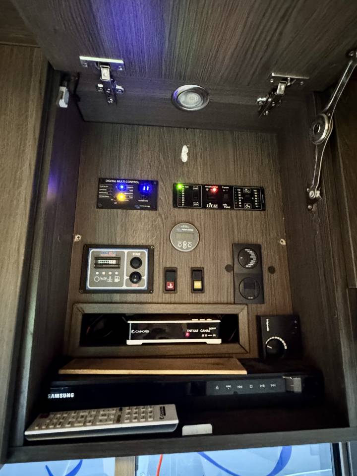 Zware paardenvrachtwagen (groot rijbewijs) Scania P380 2010 Tweedehands