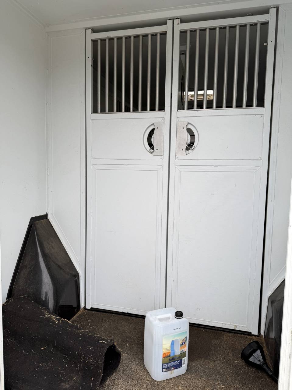 Paardentrailers Theault Peugeot Boxer 2 Paarden 2020 Tweedehands