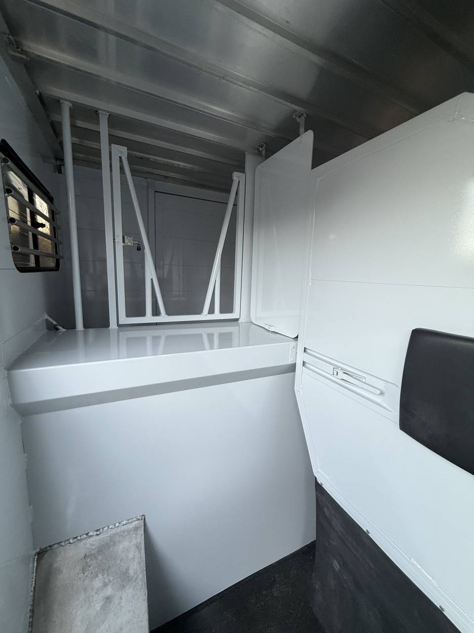 Kleine paardenvrachtwagen (B rijbewijs) Andere merken Master grand confort  2021 Nieuw