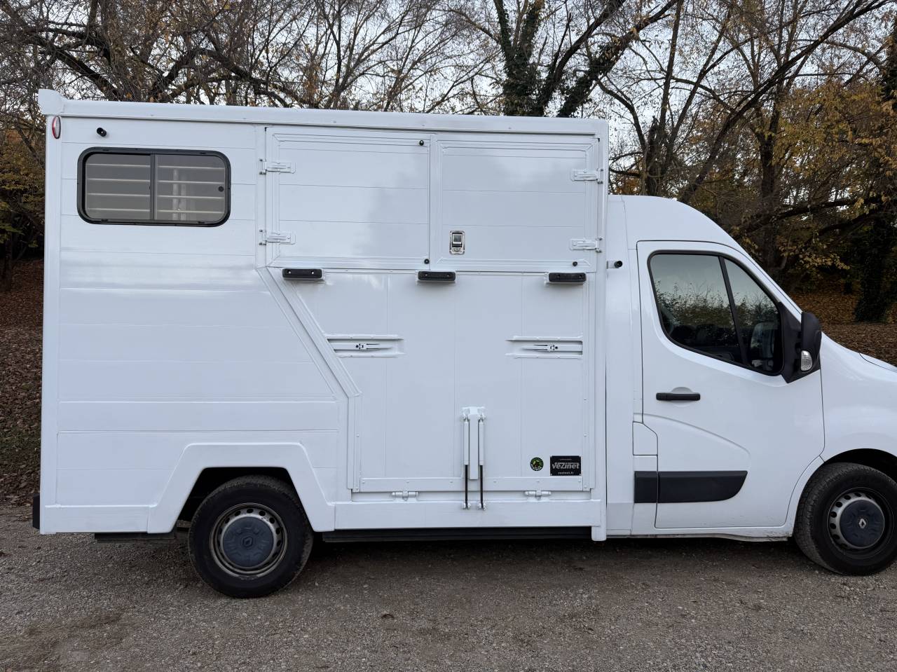 Kleine paardenvrachtwagen (B rijbewijs) Andere merken Master grand confort  2021 Nieuw