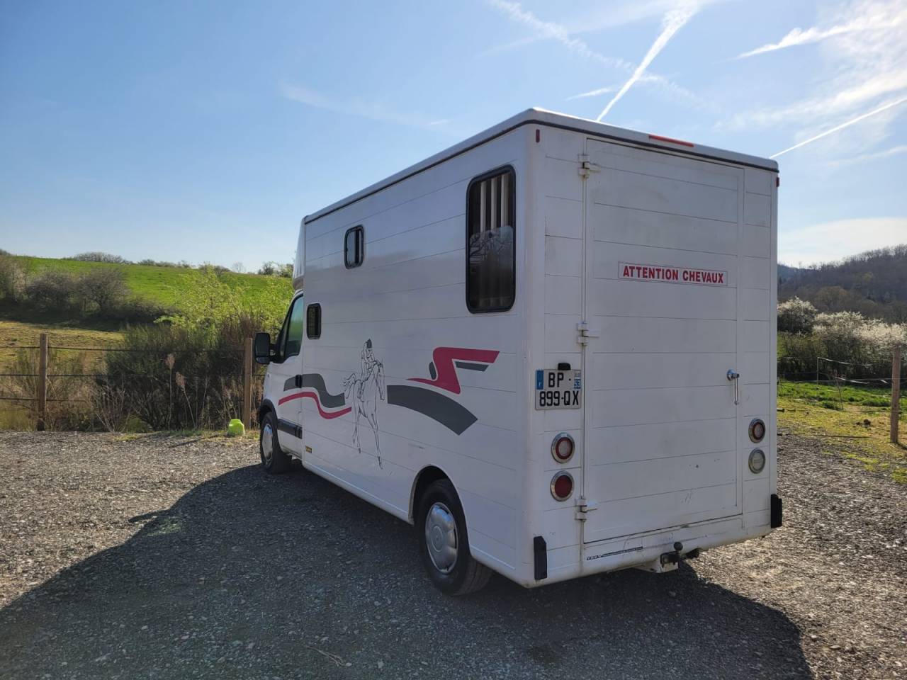 Kleine paardenvrachtwagen (B rijbewijs) Renault Rucel 2005 Tweedehands