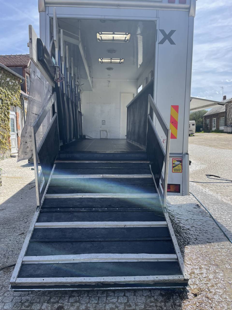 Zware paardenvrachtwagen (groot rijbewijs) Mercedes Actros 1940 2000 Tweedehands