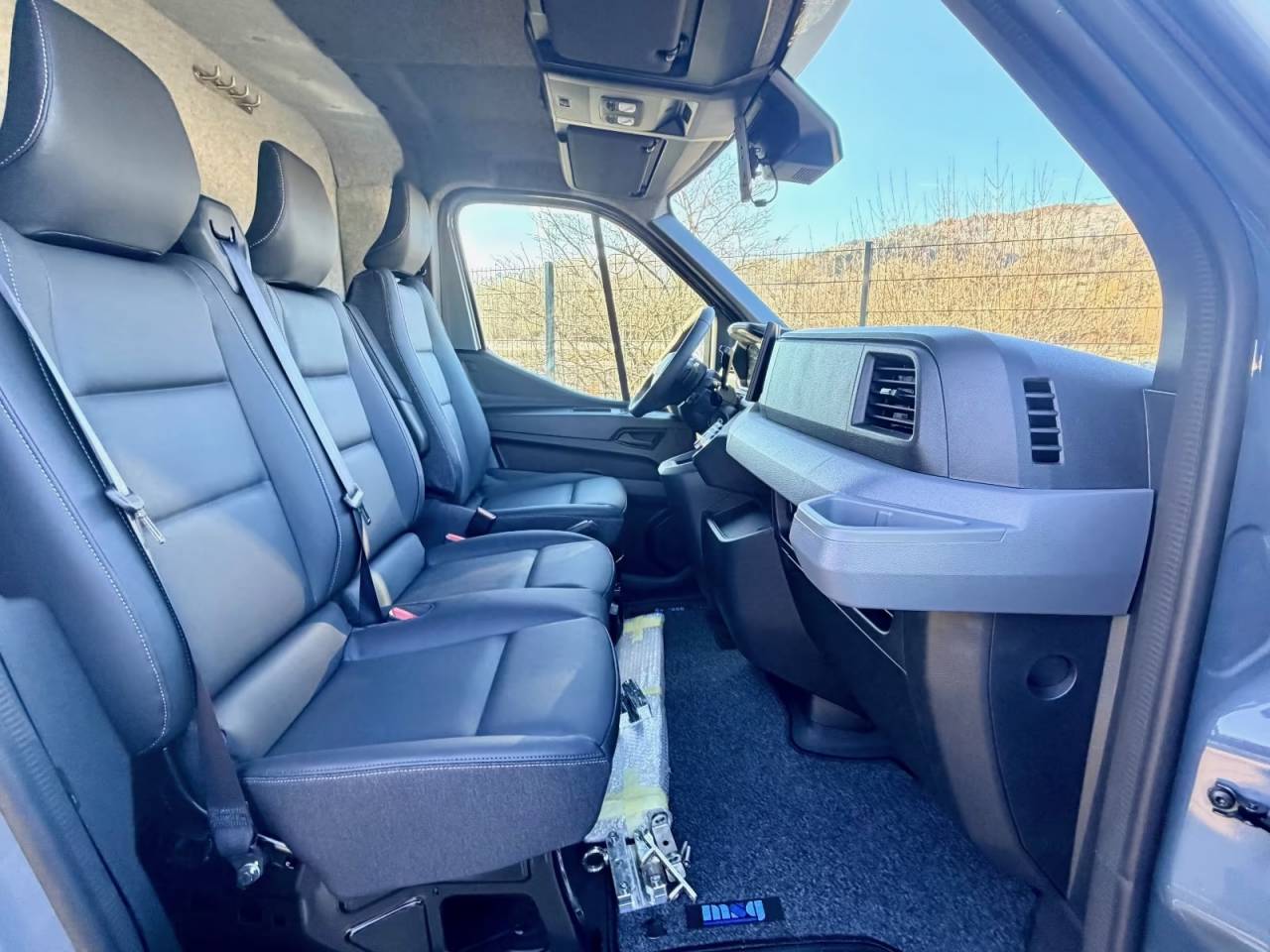 Kleine paardenvrachtwagen (B rijbewijs) Renault RENAULT 0 Nieuw