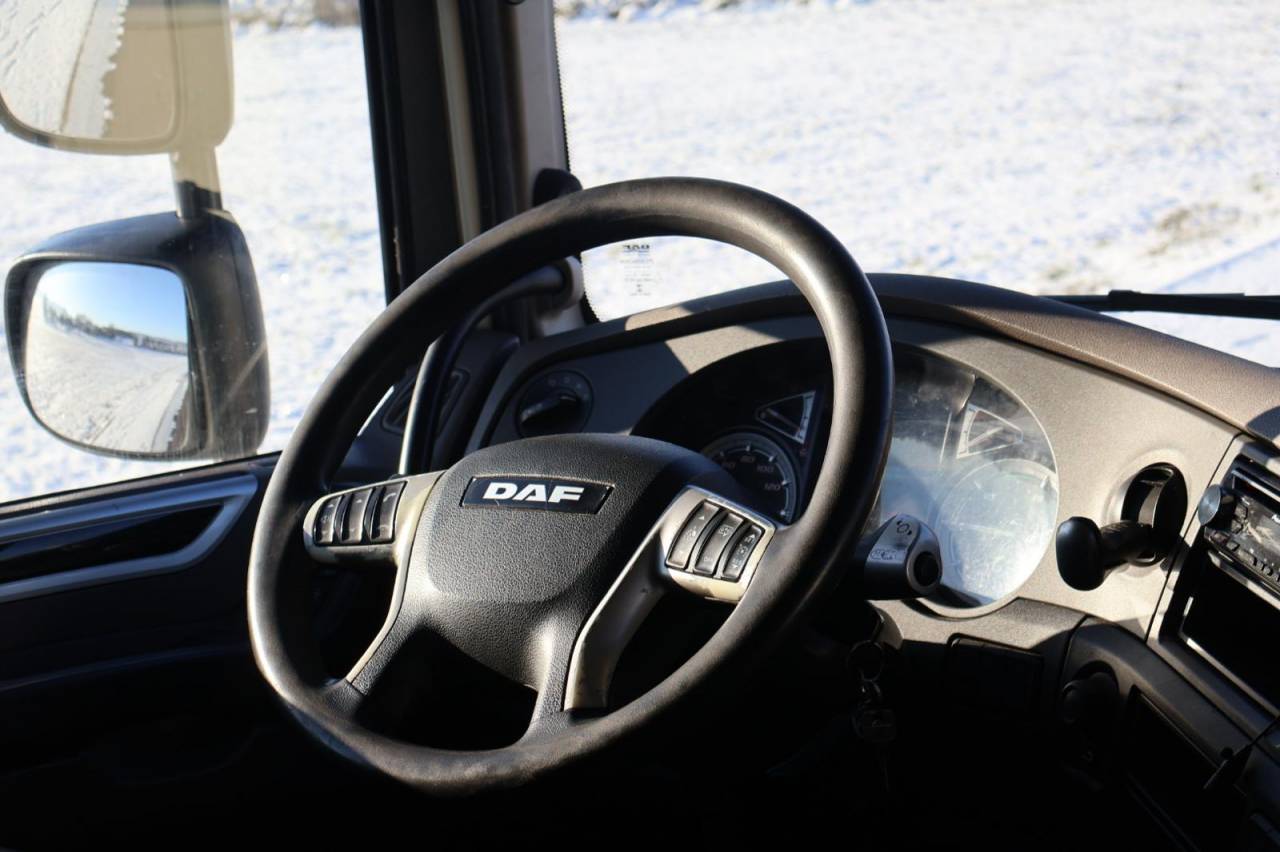 Zware paardenvrachtwagen (groot rijbewijs) Daf SEMI-REMORQUE 10P-APPARTEMENT 4P 2017 Tweedehands