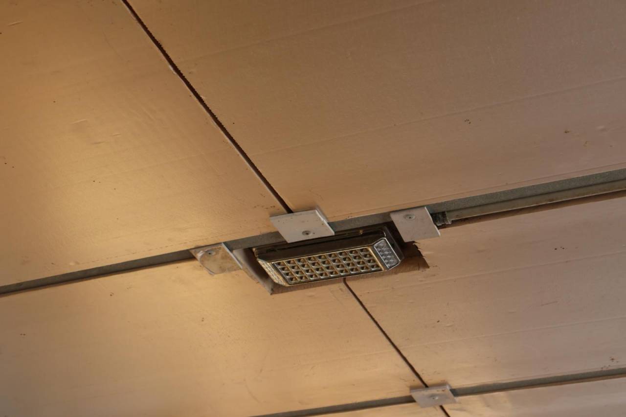 Zware paardenvrachtwagen (groot rijbewijs) Daf SEMI-REMORQUE 10P-APPARTEMENT 4P 2017 Tweedehands