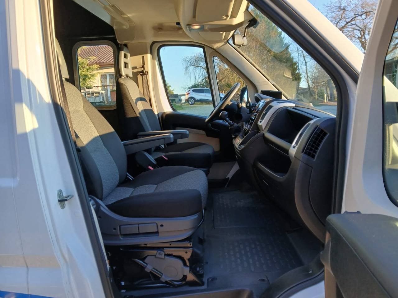 Kleine paardenvrachtwagen (B rijbewijs) Fiat  Fiat Ducato 2019 Tweedehands