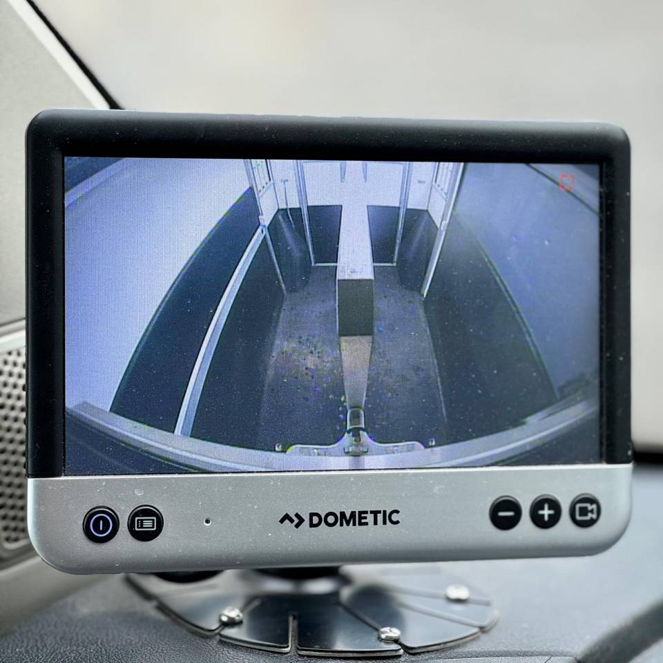 Kleine paardenvrachtwagen (B rijbewijs) AKX 3p 2025 Tweedehands