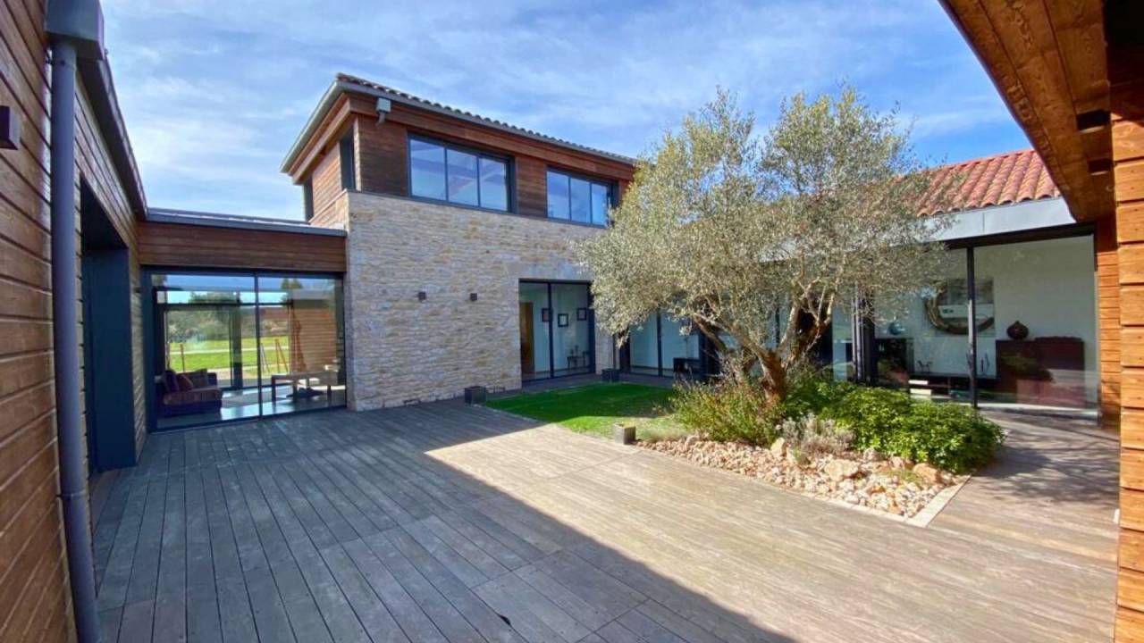 Mooi hippisch vastgoed Koop Lot