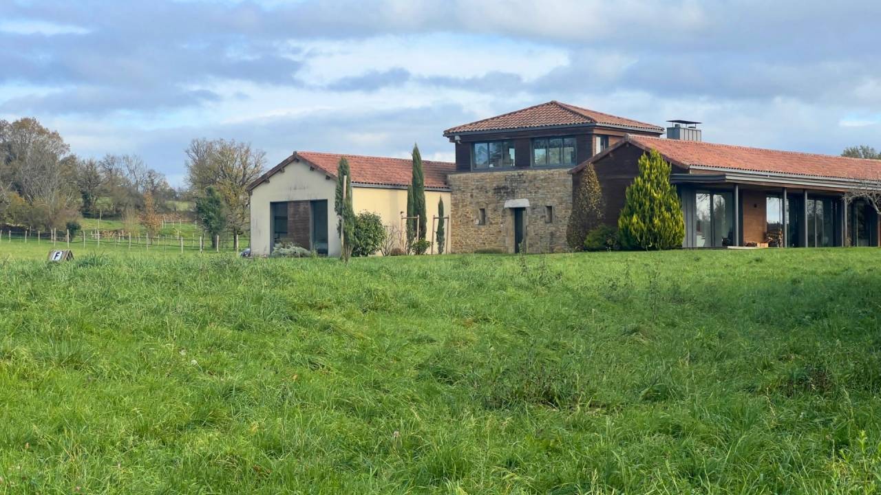 Mooi hippisch vastgoed Koop Lot