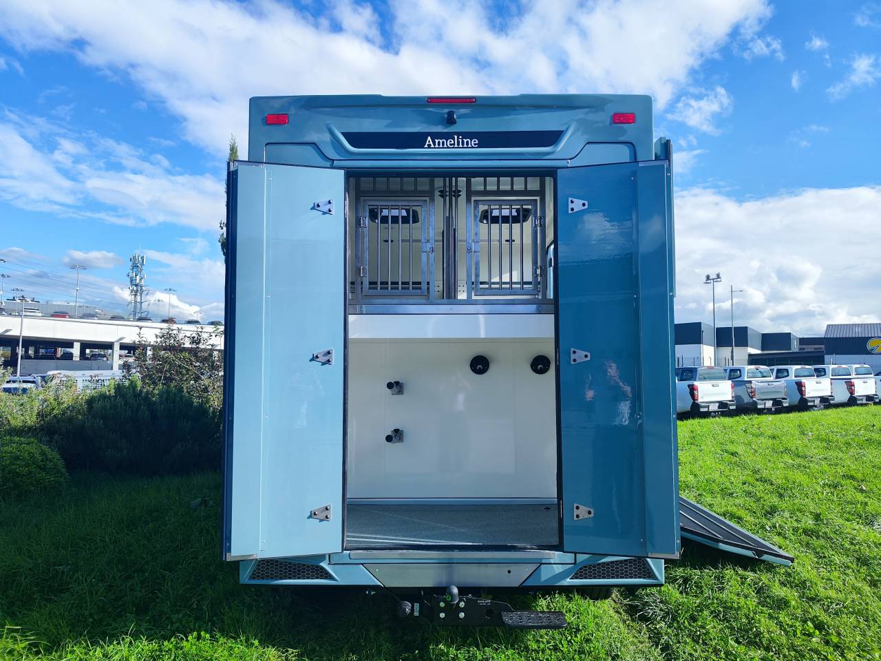 Kleine paardenvrachtwagen (B rijbewijs) Ameline SELECT  2026 Tweedehands