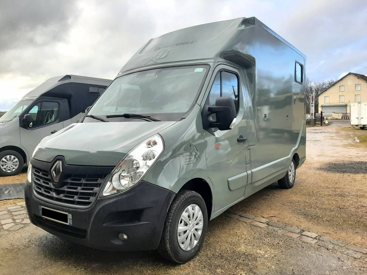 Kleine paardenvrachtwagen (B rijbewijs) Renault Master 2018 Tweedehands