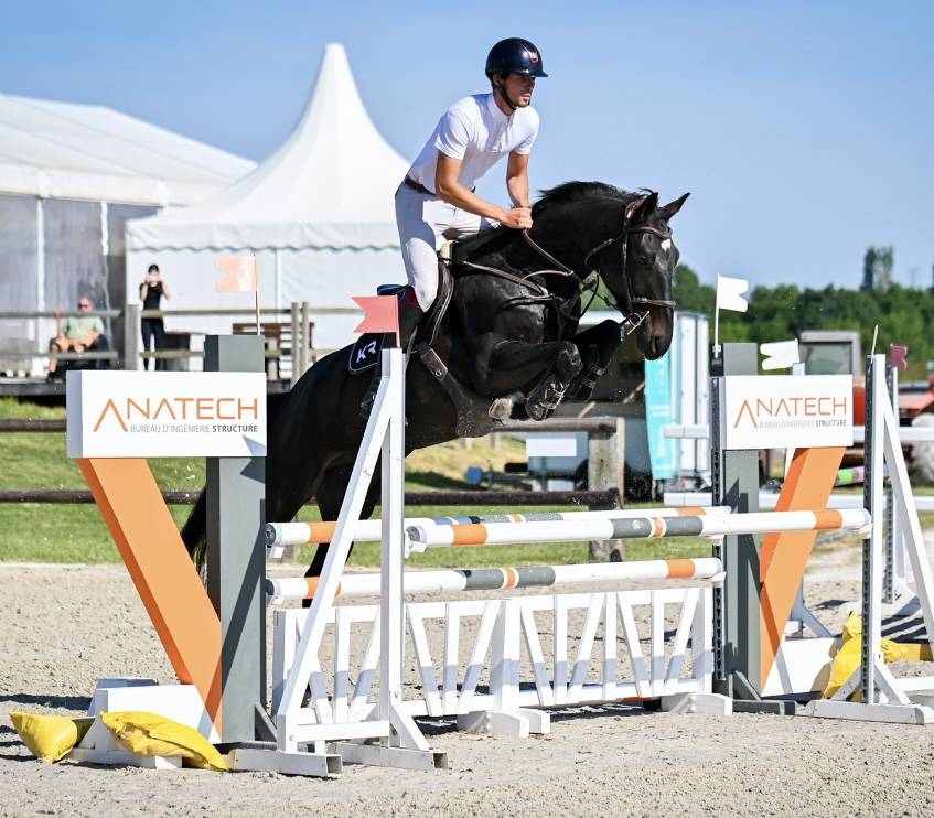 Ruin Zangersheide Te koop 2021 Zwart ,  Columbus Z