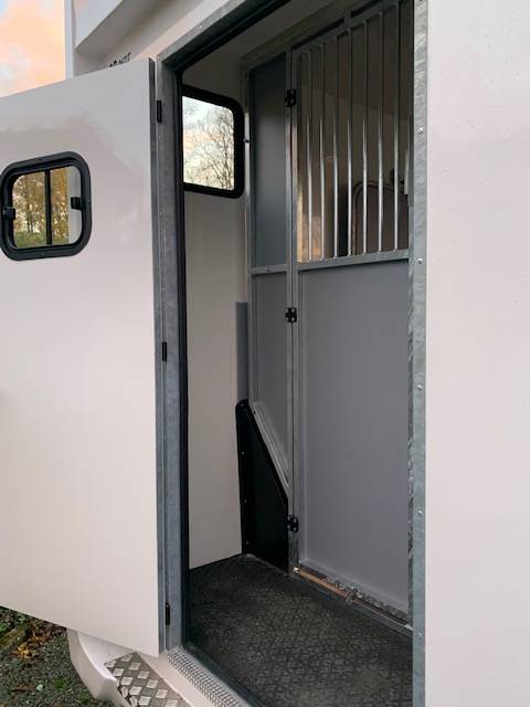 Kleine paardenvrachtwagen (B rijbewijs) AP Petit Master 2021 2021 Tweedehands