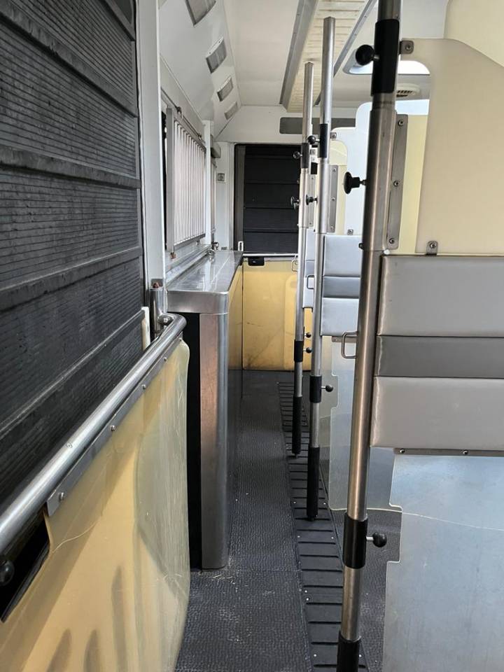 Zware paardenvrachtwagen (groot rijbewijs) Scania P380 2009 Tweedehands