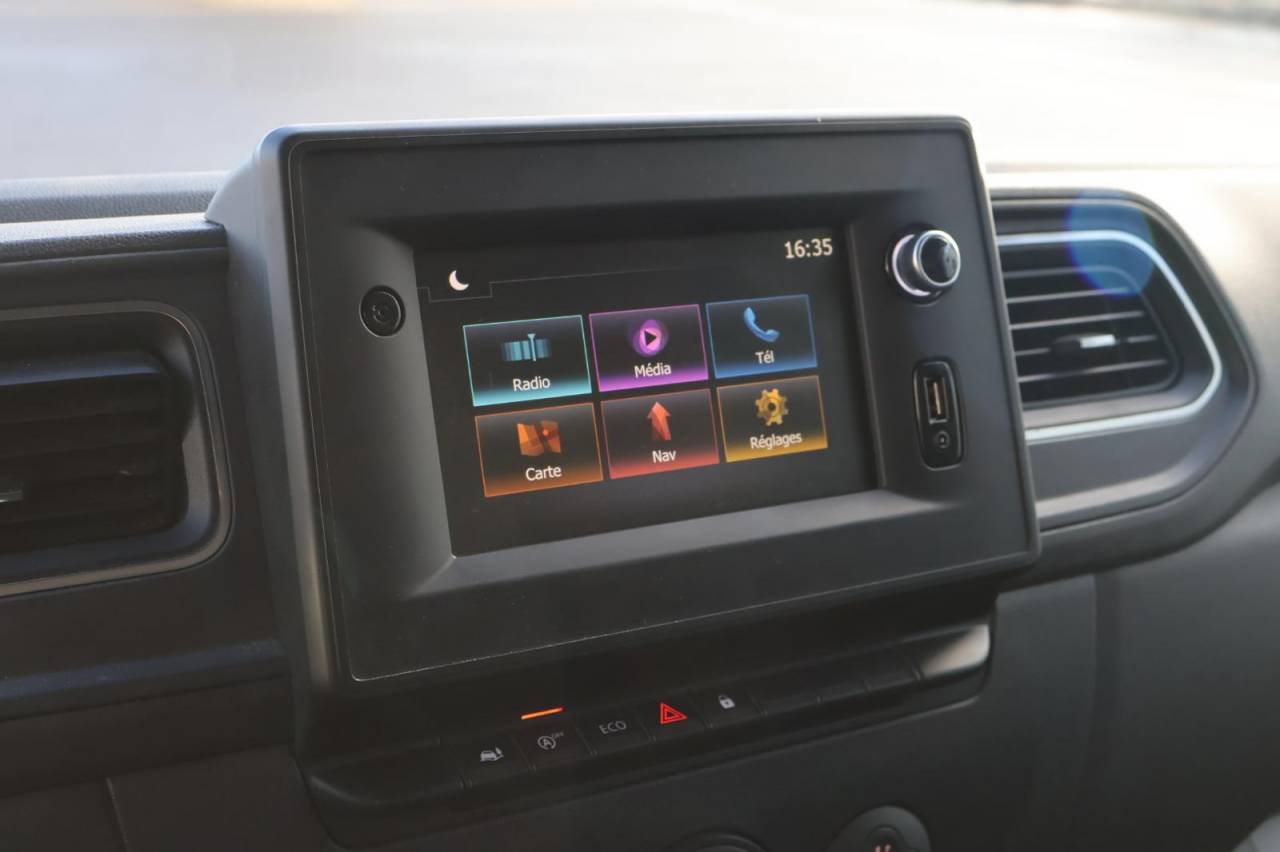 Kleine paardenvrachtwagen (B rijbewijs) Cavalcar MASTER CAVALCAR 2022 Tweedehands