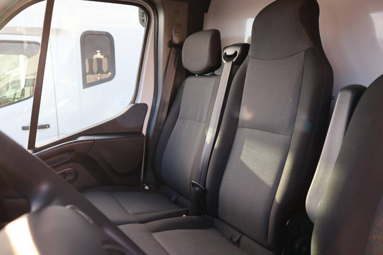 Kleine paardenvrachtwagen (B rijbewijs) Cavalcar MASTER CAVALCAR 2022 Tweedehands