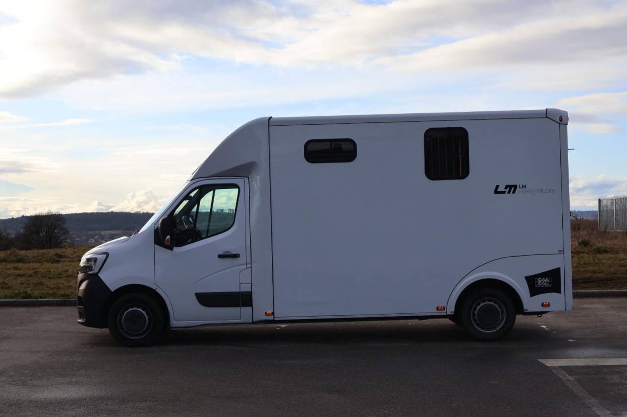Kleine paardenvrachtwagen (B rijbewijs) Cavalcar MASTER CAVALCAR 2022 Tweedehands